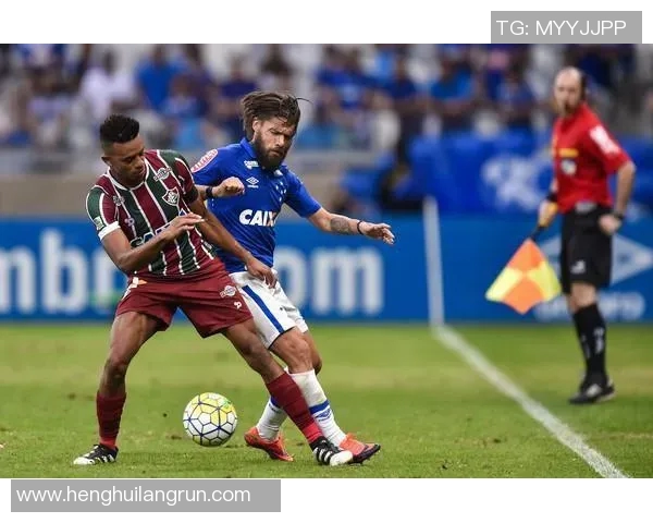 圣保罗对阵克鲁赛罗的精彩对决分析与赛季前景展望 圣保罗对阵克鲁赛罗的精彩对决分析与赛季前景展望